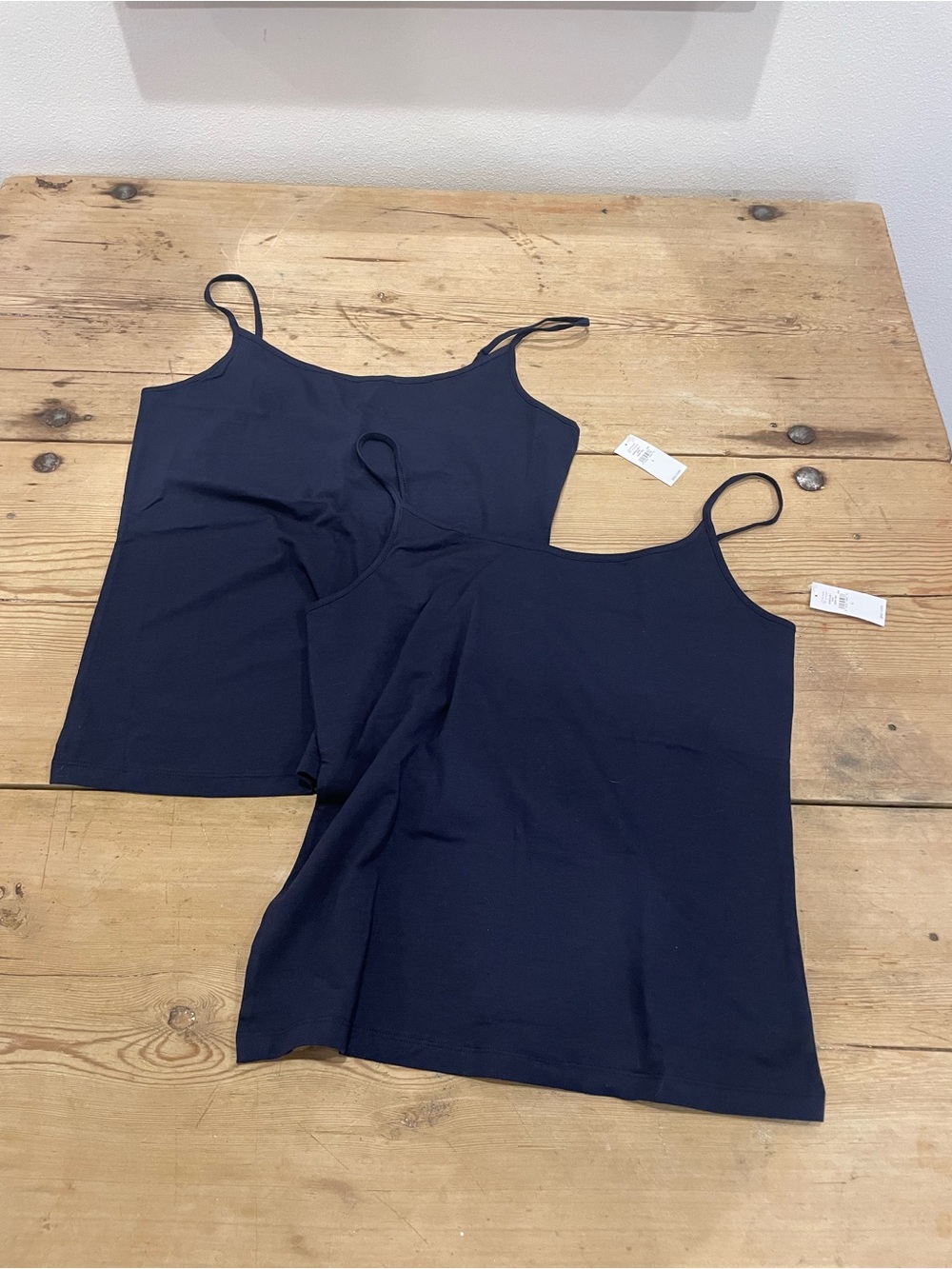 Lot of 2 Gap close knit tank tops